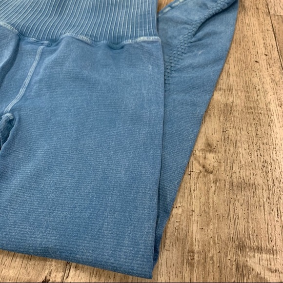 Free People Good Karma leggings Rainforest Blue M/L - Picture 3 of 5